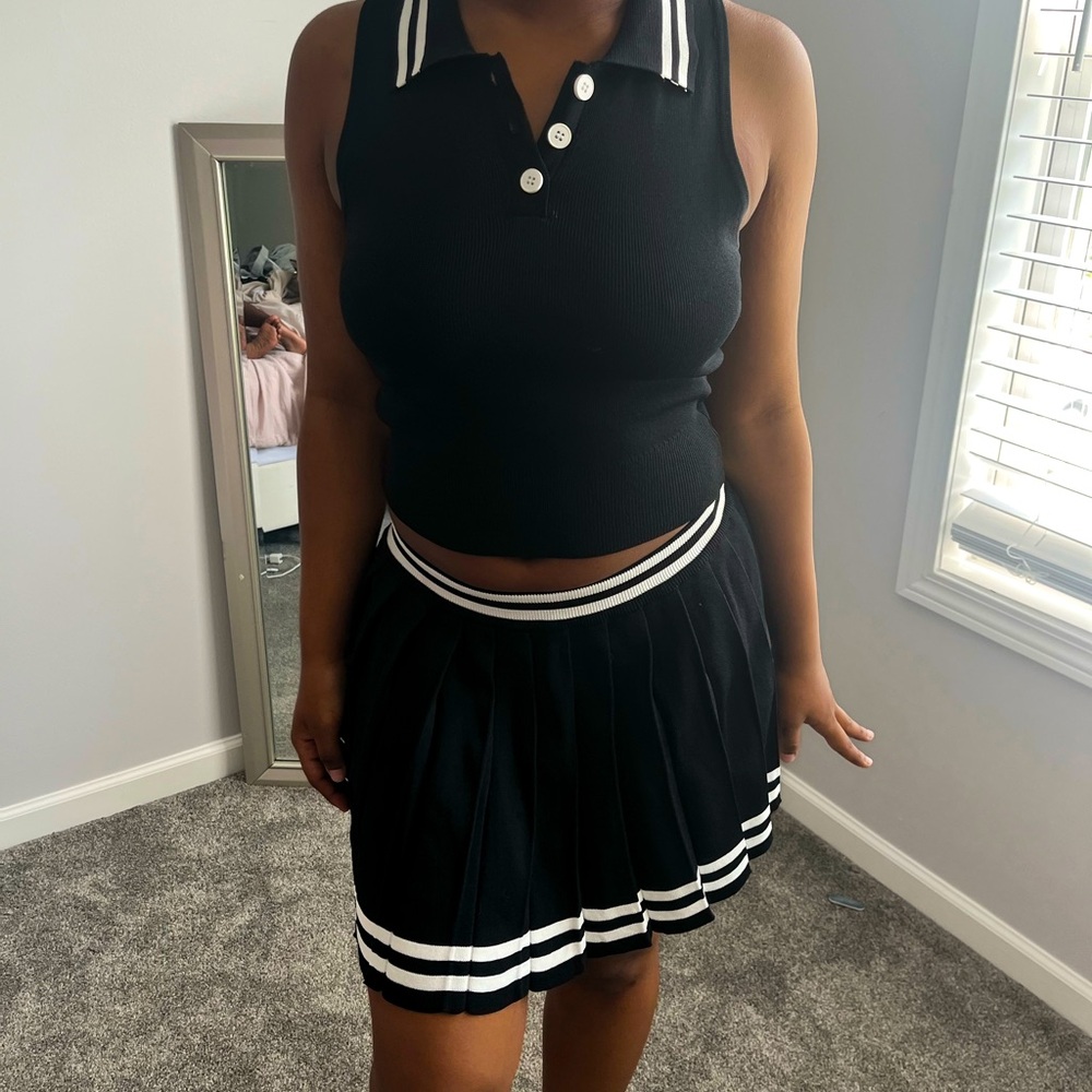 Two-piece tennis set never worn super cute